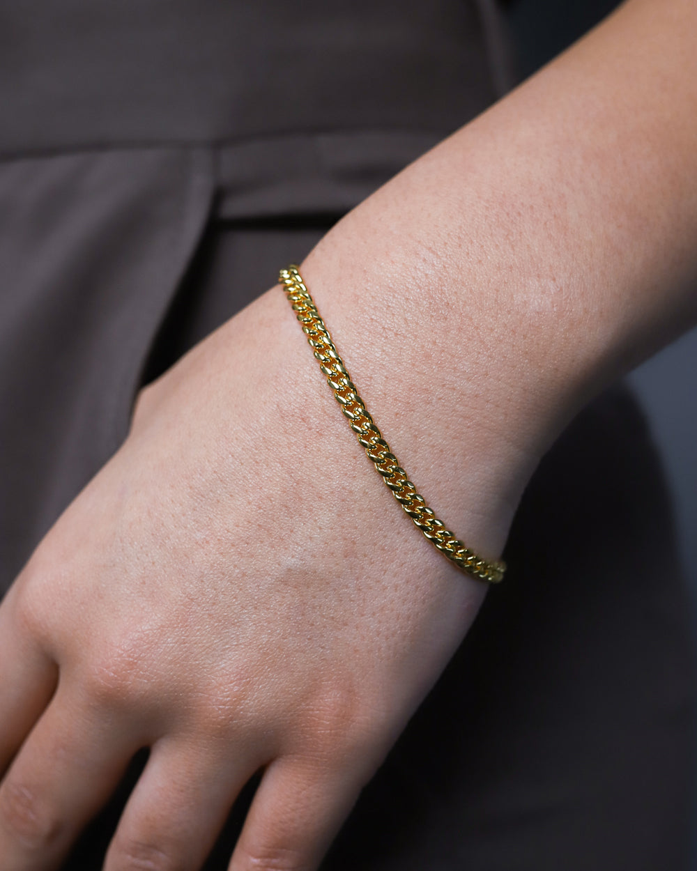CLEAN CUBANA BRACELET. - 4MM 18K GOLD