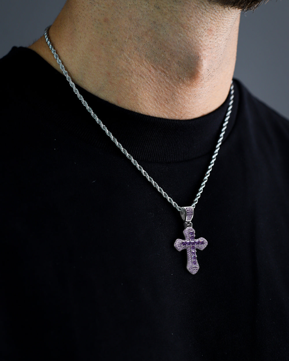 PURPLE CROSS PENDANT. - WHITE GOLD