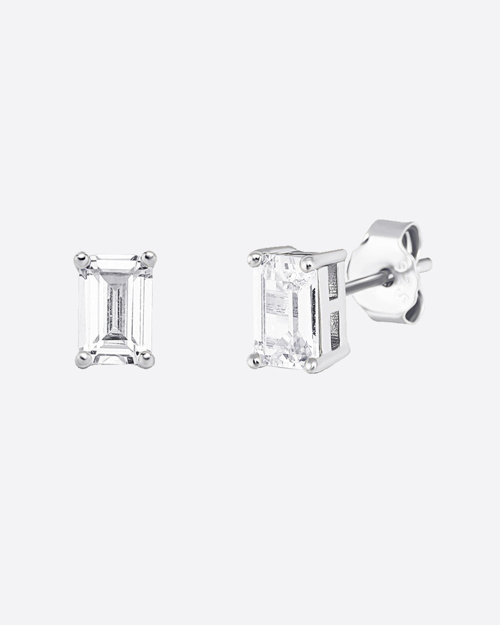 MOISSANITE BAGUETTE STUDS. 925. - WHITE GOLD - Drippy Amsterdam