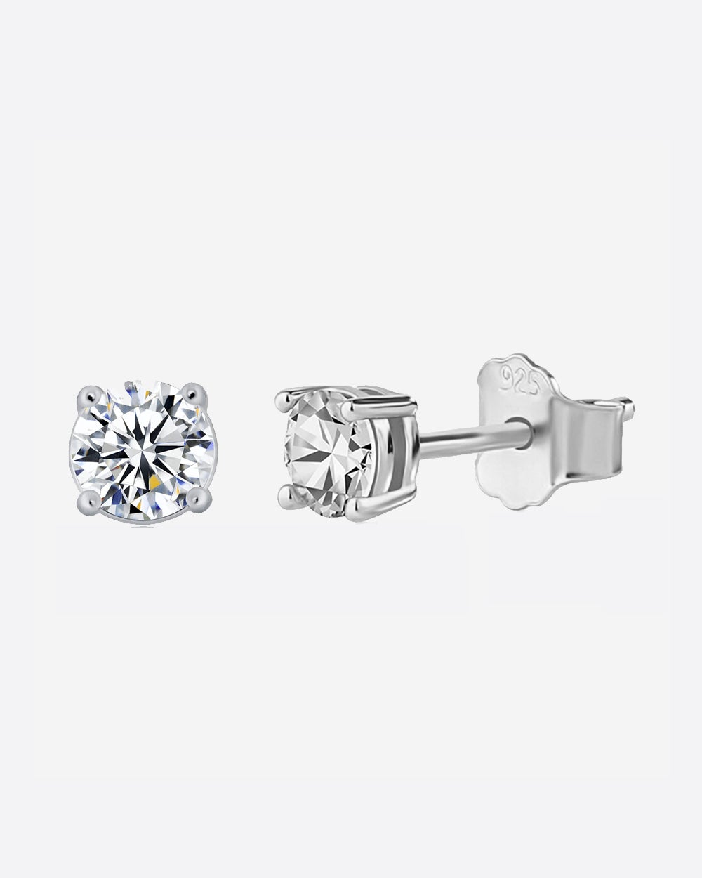 STUDS. 5MM - MOISSANITE - Drippy Amsterdam