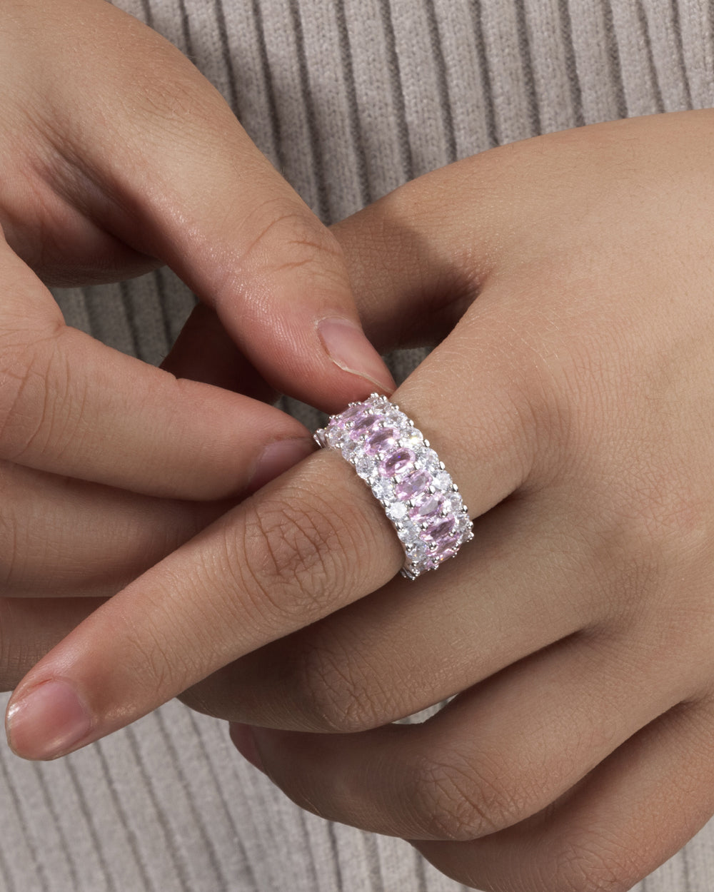 FROSTED PINK STONE RING. - WHITE GOLD