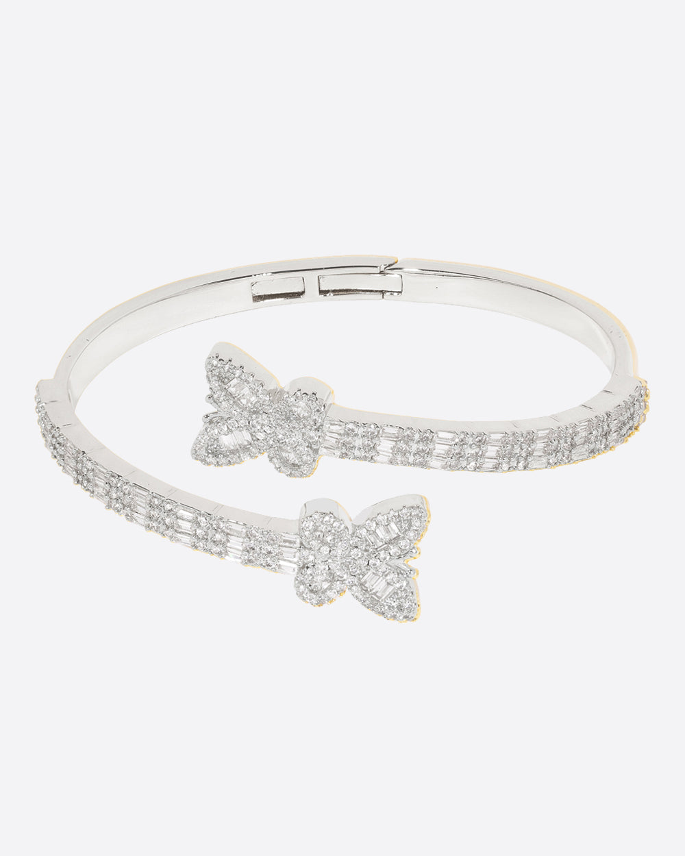ICY BUTTERFLY BANGLE. - WHITE GOLD